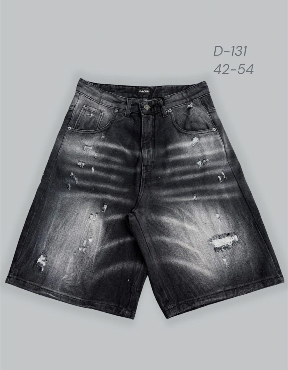Barmuda shorts black strapped | D131