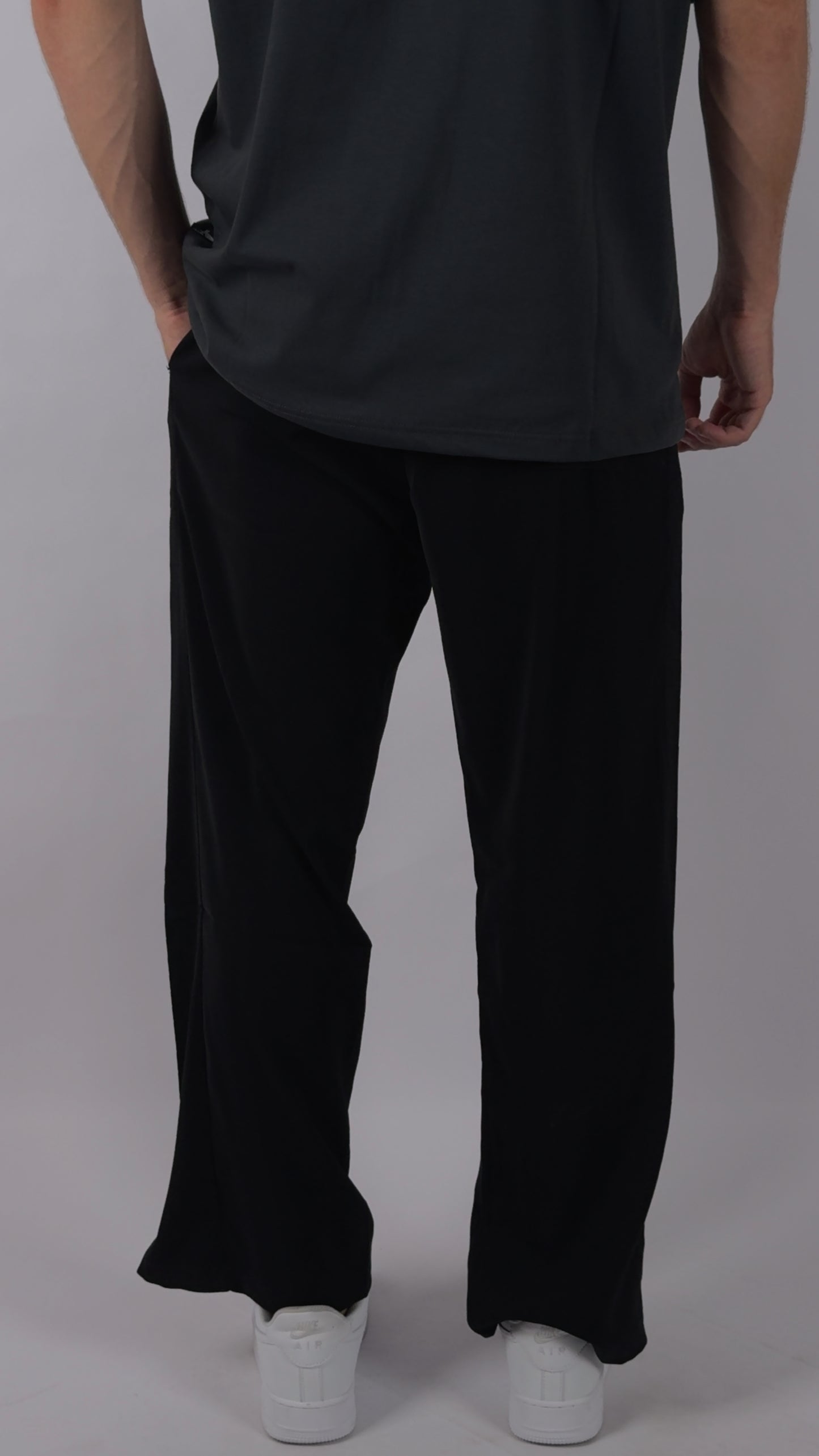Pantalone Hydo a Fondo Ampio con Spacco Finale